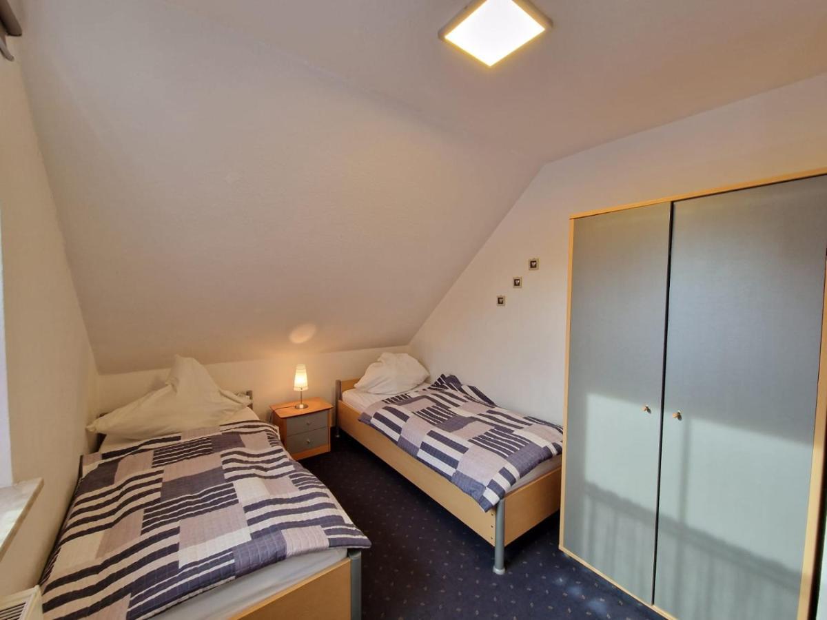 Ferienhaus Steuerbord Im Bootshaus Neßmersiel Buitenkant foto